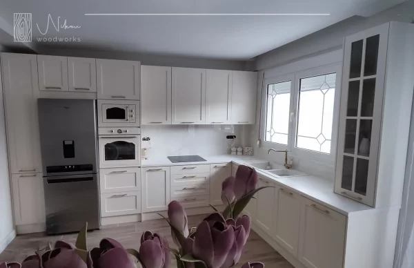 Κουζίνα σε μπεζ ανοιχτή Λάκα